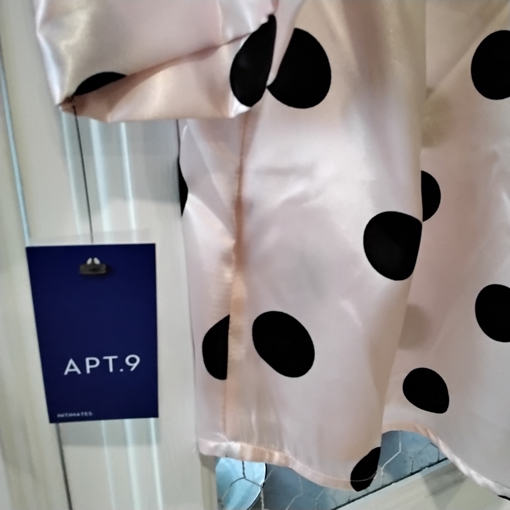 New! Apt 9 Nightshirt 🩷 - Picture 3 of 6